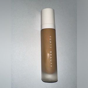 FENTY BEAUTY BY RIHANA Foundation